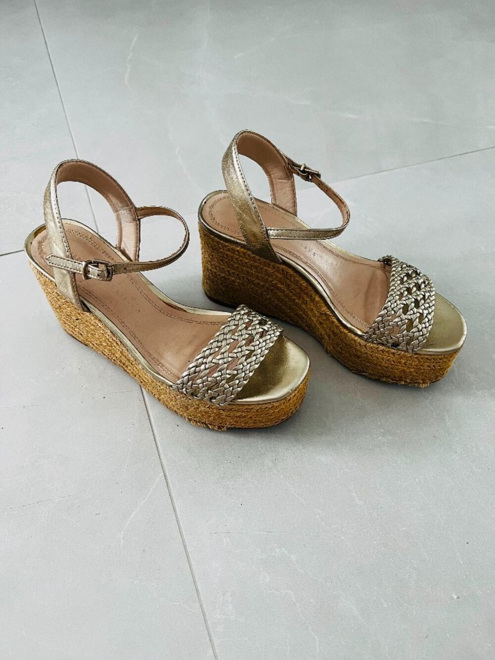 Zara Gold Metallic Espadrille Wedge Platforms (Size 6)